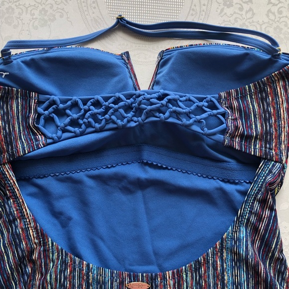 Jessica Simpson Women’s Size M Blue Geometric One Piece Halter-Top Swimsuit - Picture 8 of 16